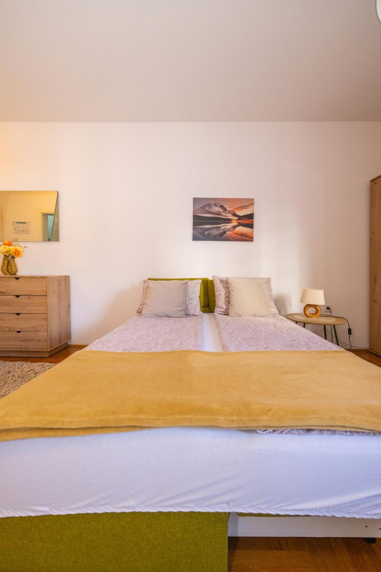 Appartamento Mina Penthouse Novi Sad Esterno foto